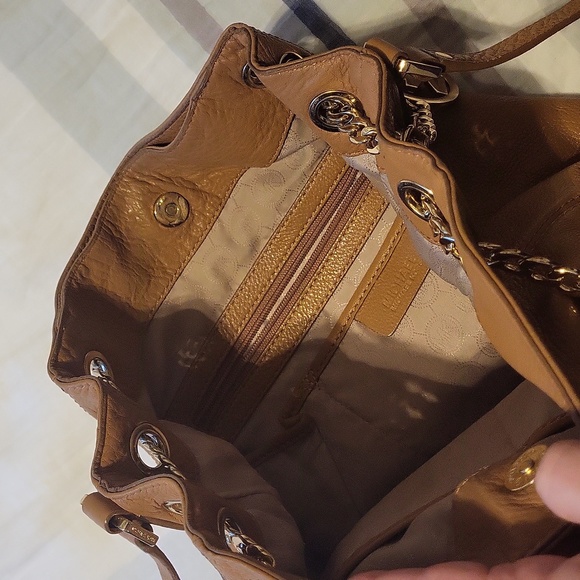 Michael Kors versatile bag - Picture 3 of 4